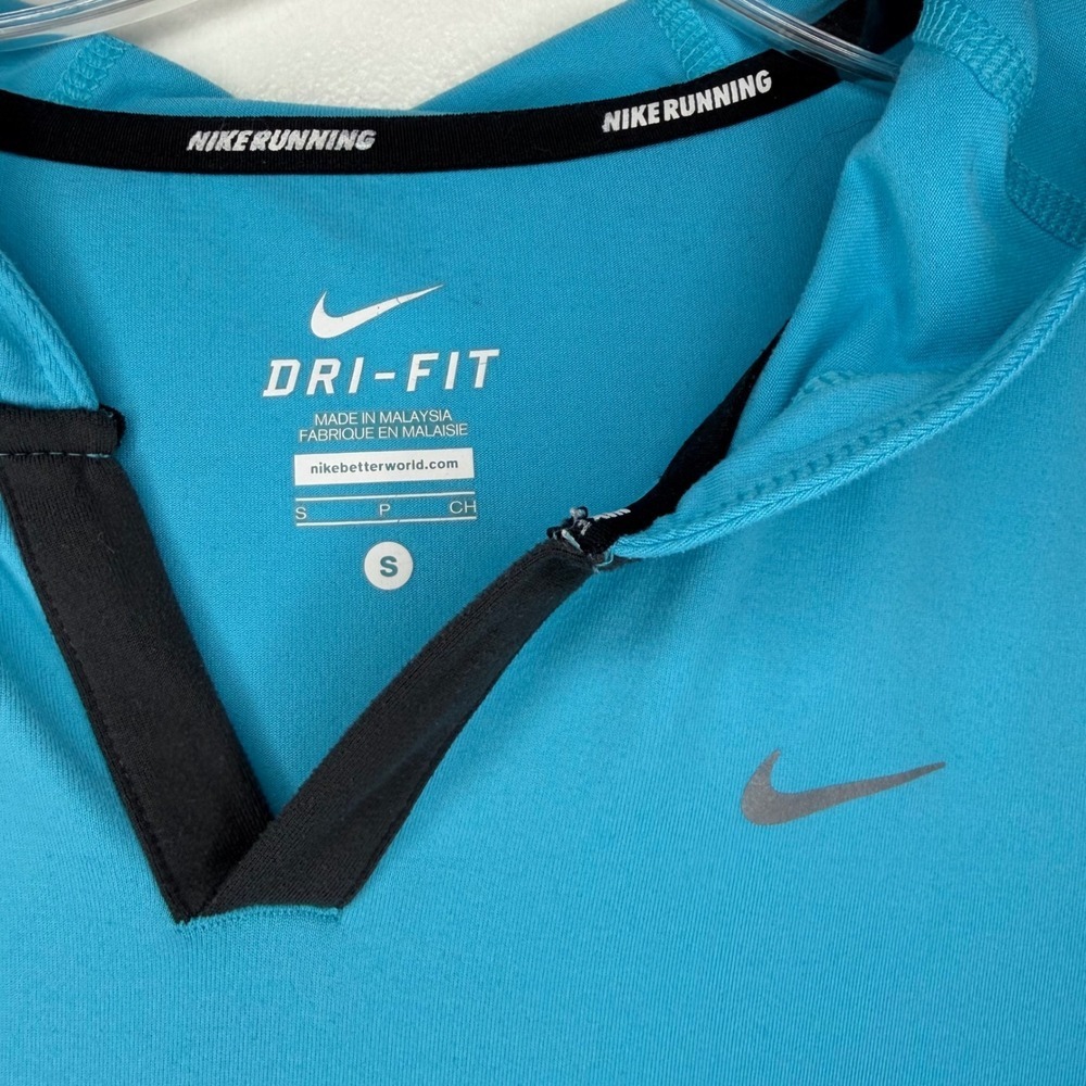 Nike Running Dri-FIT Hoodie Long Sleeve Top Thumb Holes Blue Size S - Picture 2 of 6